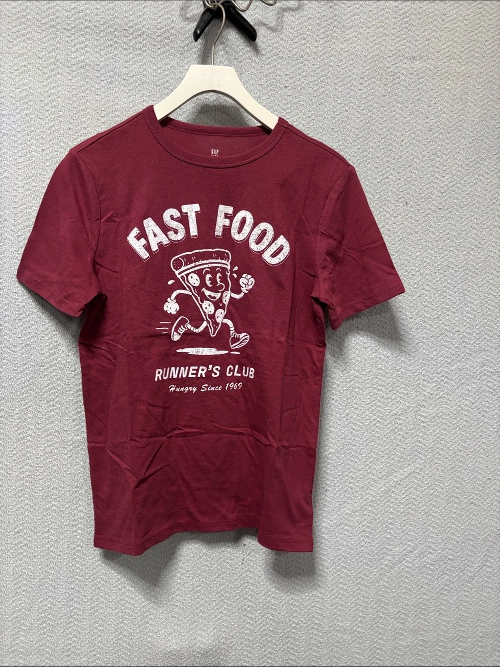 Gap kids XL tee